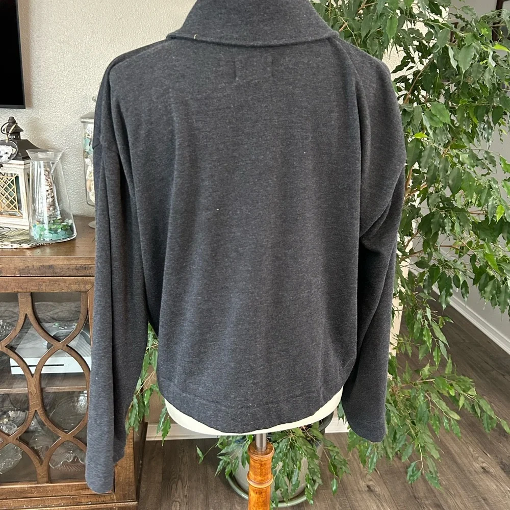 Loft Shirt - Picture 2 of 4